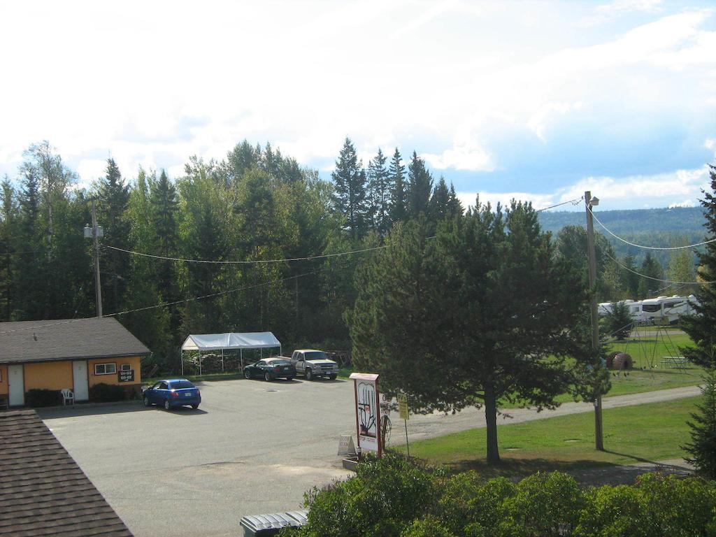 Airport Inn Quesnel Dış mekan fotoğraf